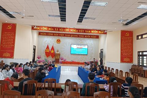 Hội LHPN phường Tam Quan tổ chức tọa đàm với chủ đề “ Cho vòng tay yêu thương rộng mãi” xuân Quý Mão 2023