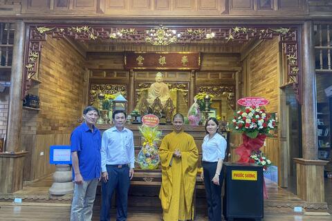 Lãnh đạo phường Tam Quan thăm và chúc mừng cơ sở Phật giáo trên địa bàn phường nhân dịp Đại lễ Phật đản Phật lịch 2567