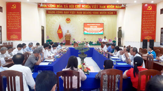 <a href="/tin-tuc/dan-van-doan-the" title="Dân vận - Đoàn thể" rel="dofollow">Tin từ các huyện, thị xã, thành phố</a>